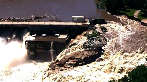 it cam4|Watch: Dam on brink of collapse in Minnesota threatens locals.